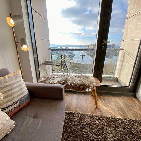 Stunning Mersey View Flat W Parking In Liverpool Exterior foto