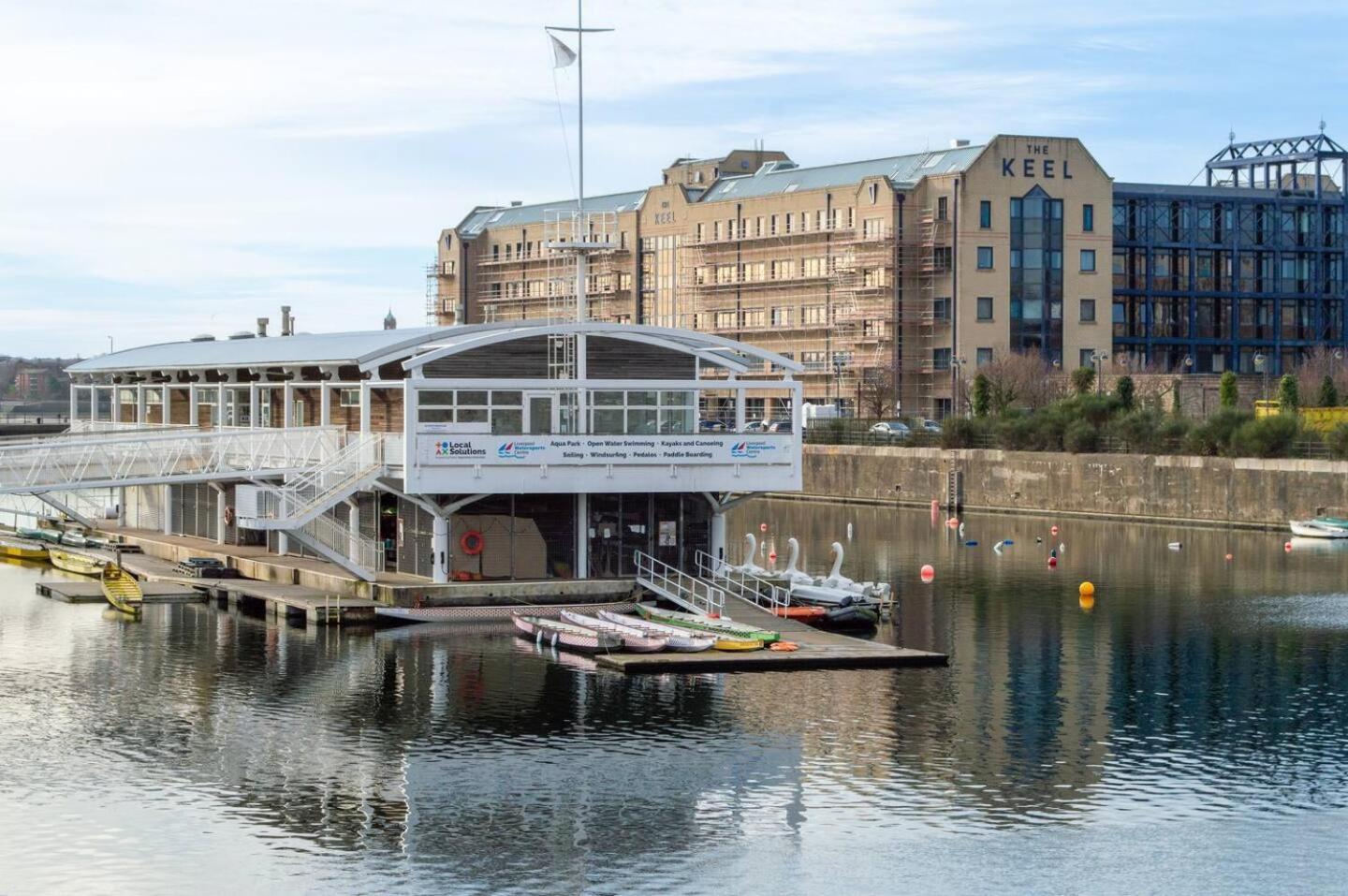 Stunning Mersey View Flat W Parking In Liverpool Exterior foto