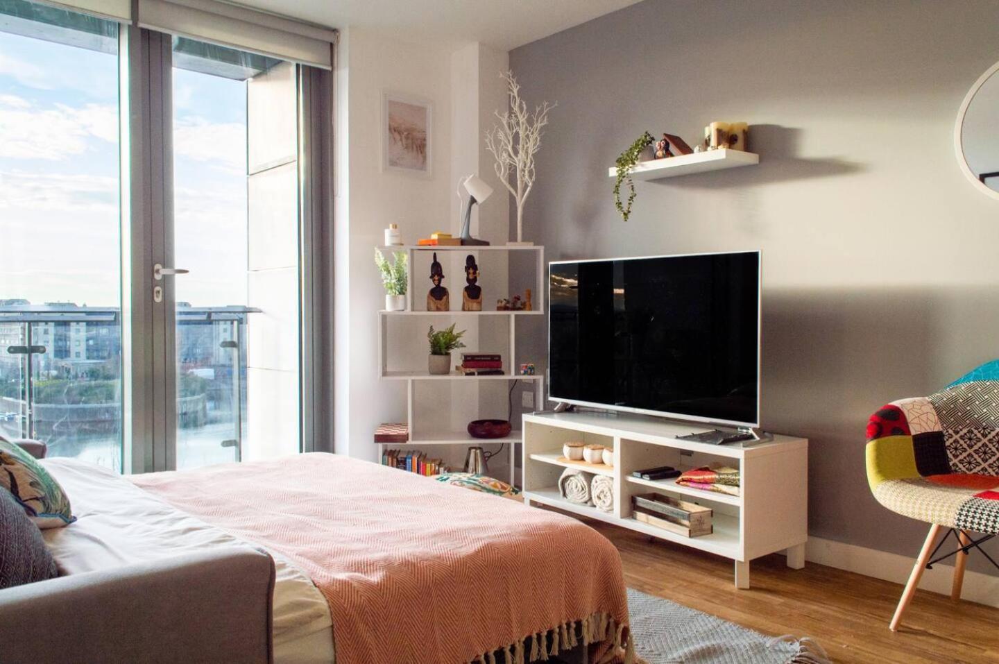 Stunning Mersey View Flat W Parking In Liverpool Exterior foto