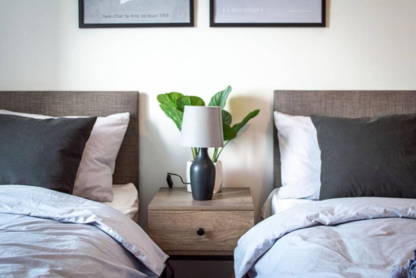 Stunning Mersey View Flat W Parking In Liverpool Exterior foto